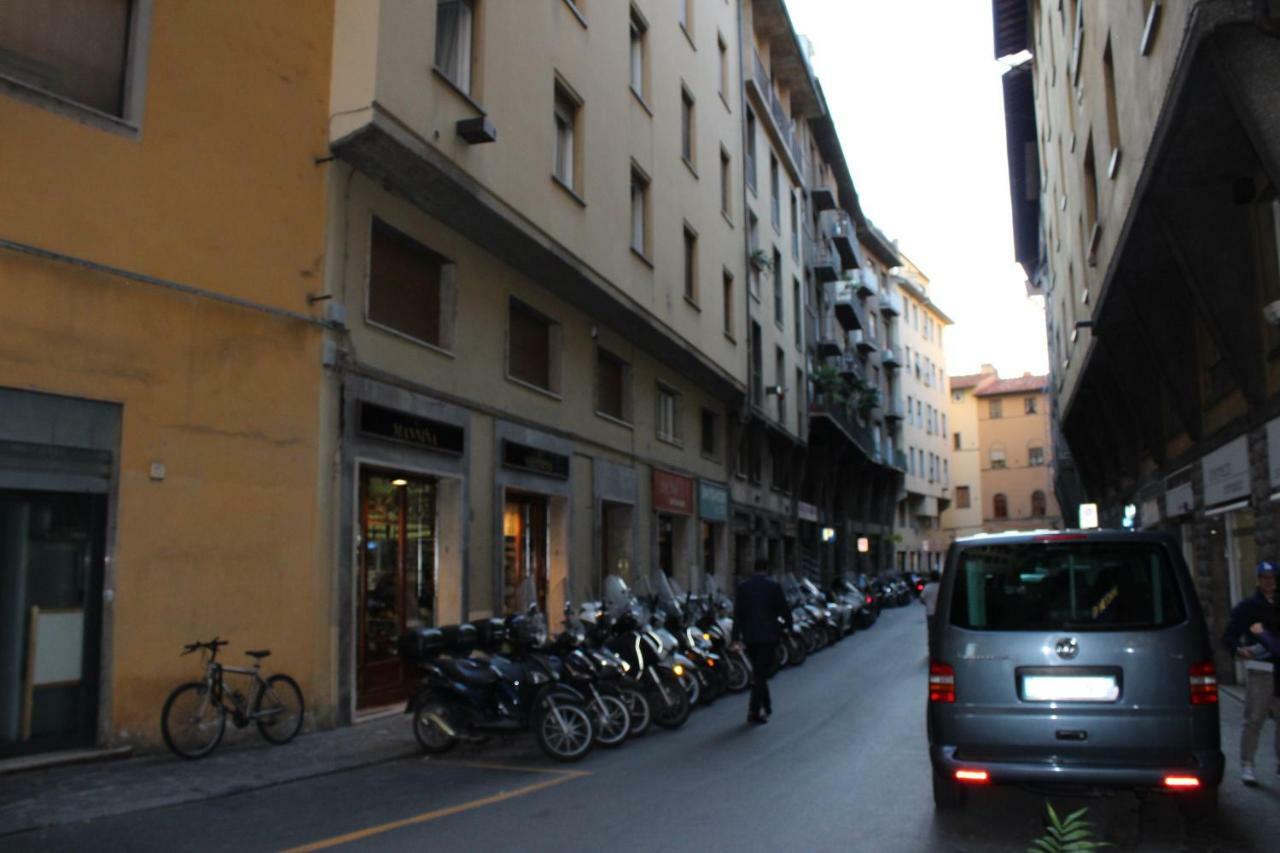 Art Apartment Ponte Vecchio Florencia Exterior foto